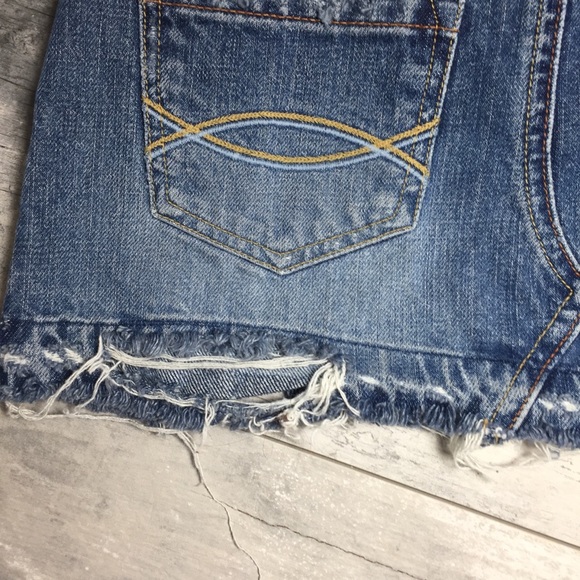 Destroyed Ripped Frayed Edge Hem Denim Jean Skirt - Picture 5 of 7